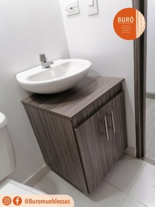 Mueble baño flotante puertas 7.jpg